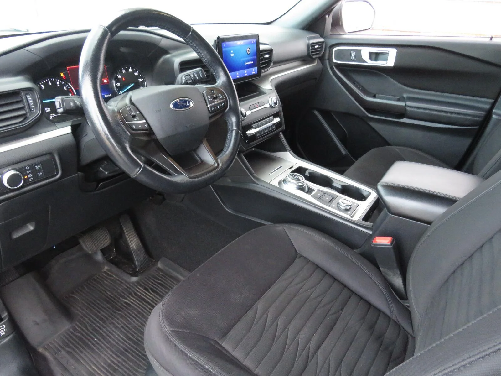 Used 2020 Oxford White Ford XLT image 23