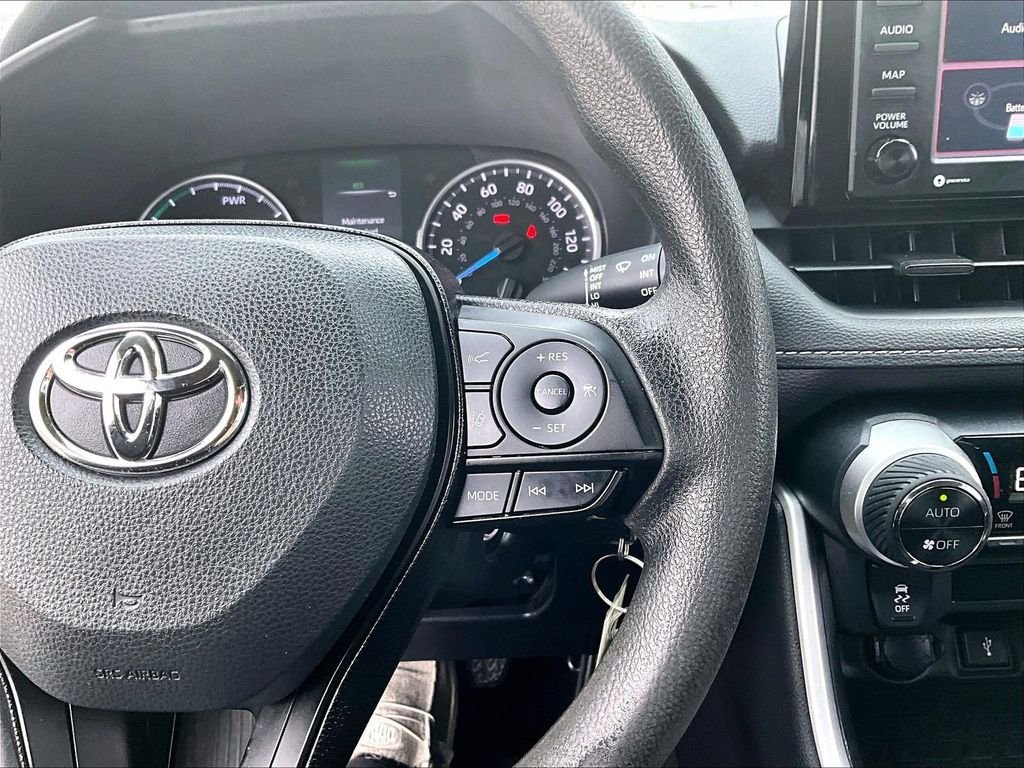 Used 2021 Gray Toyota LE image 23