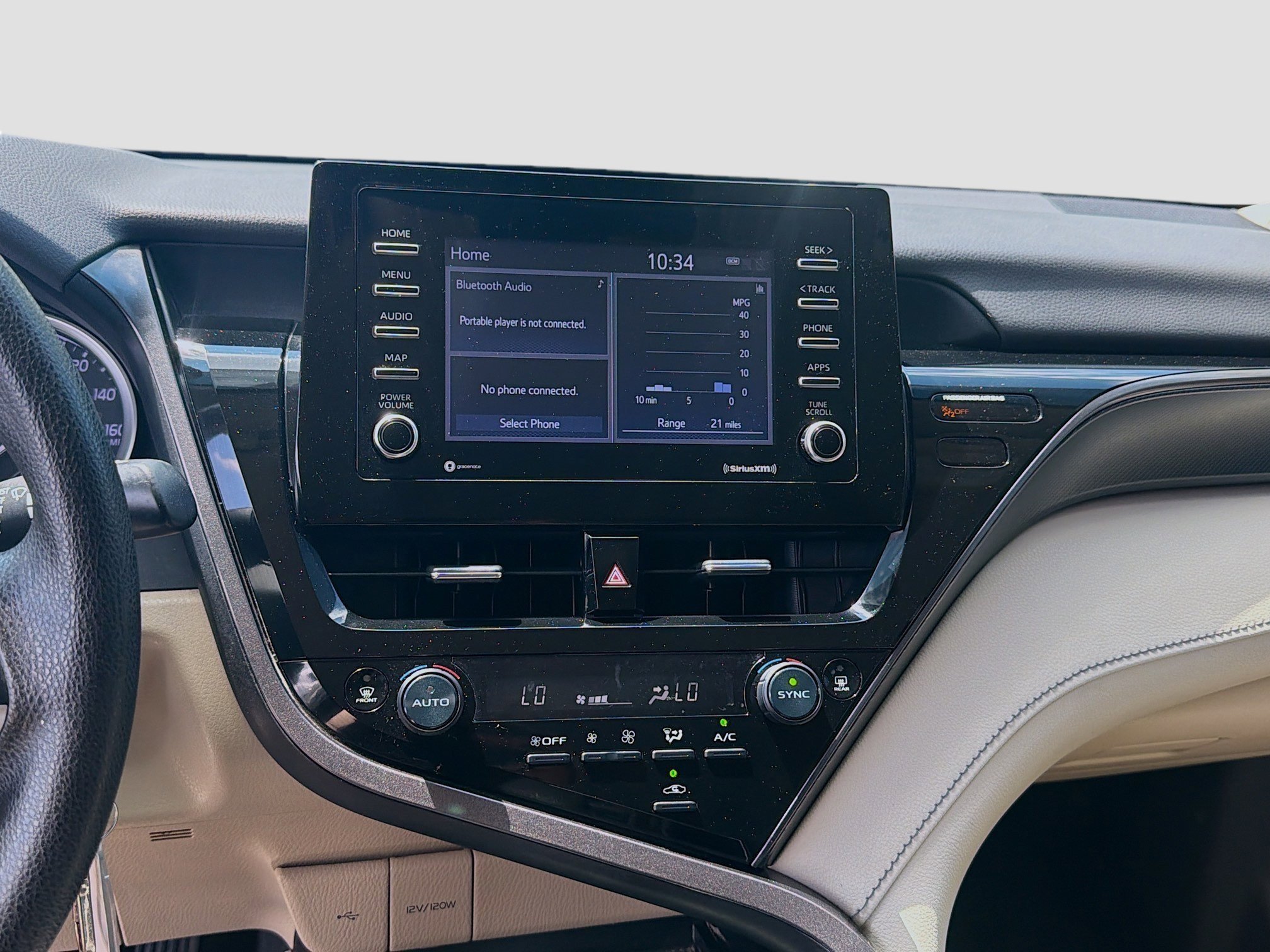 Used 2023 Ice Cap Toyota LE image 10