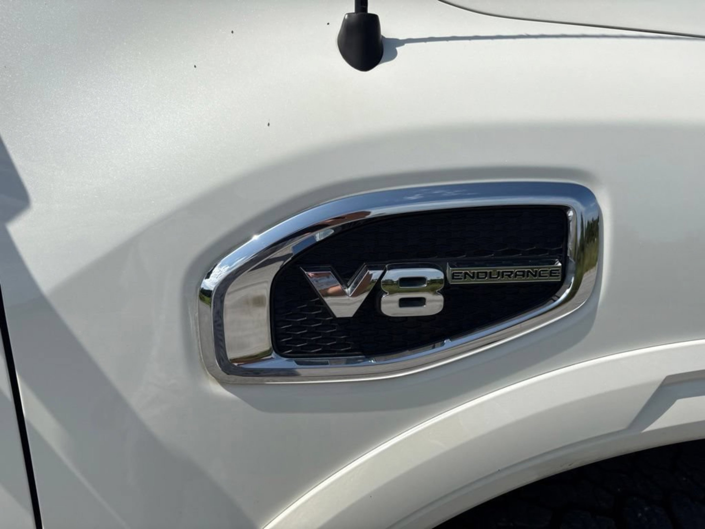Used 2017 Pearl White Nissan PRO-4X image 29