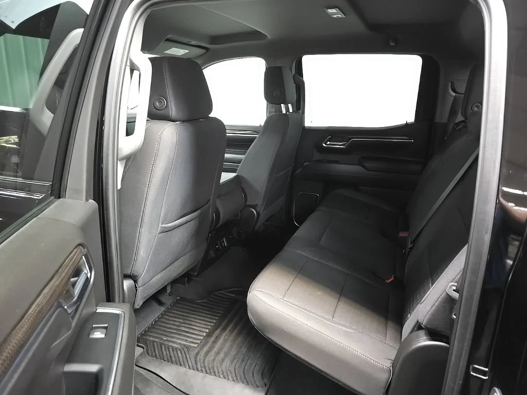 2023 Chevrolet Silverado 1500 RST - Photo 30