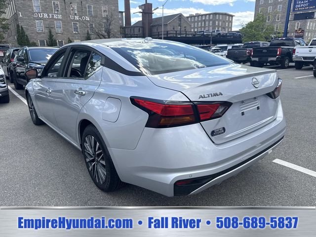 Used 2024 Brilliant Silver Metallic Nissan 2.5 SV image 8