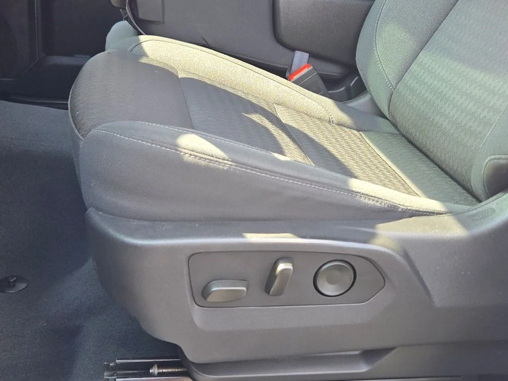 Used 2024 White Chevrolet RST image 22