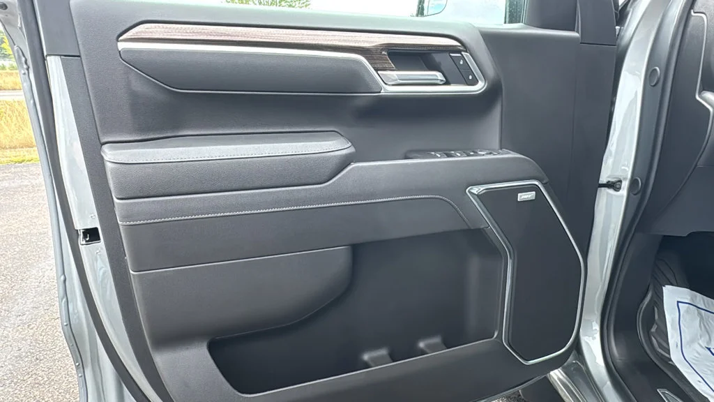 New 2026 Sterling Gray Metallic Chevrolet RST image 19