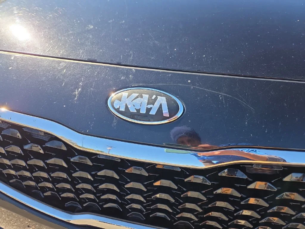 Certified Used 2018 Black Kia LX image 22