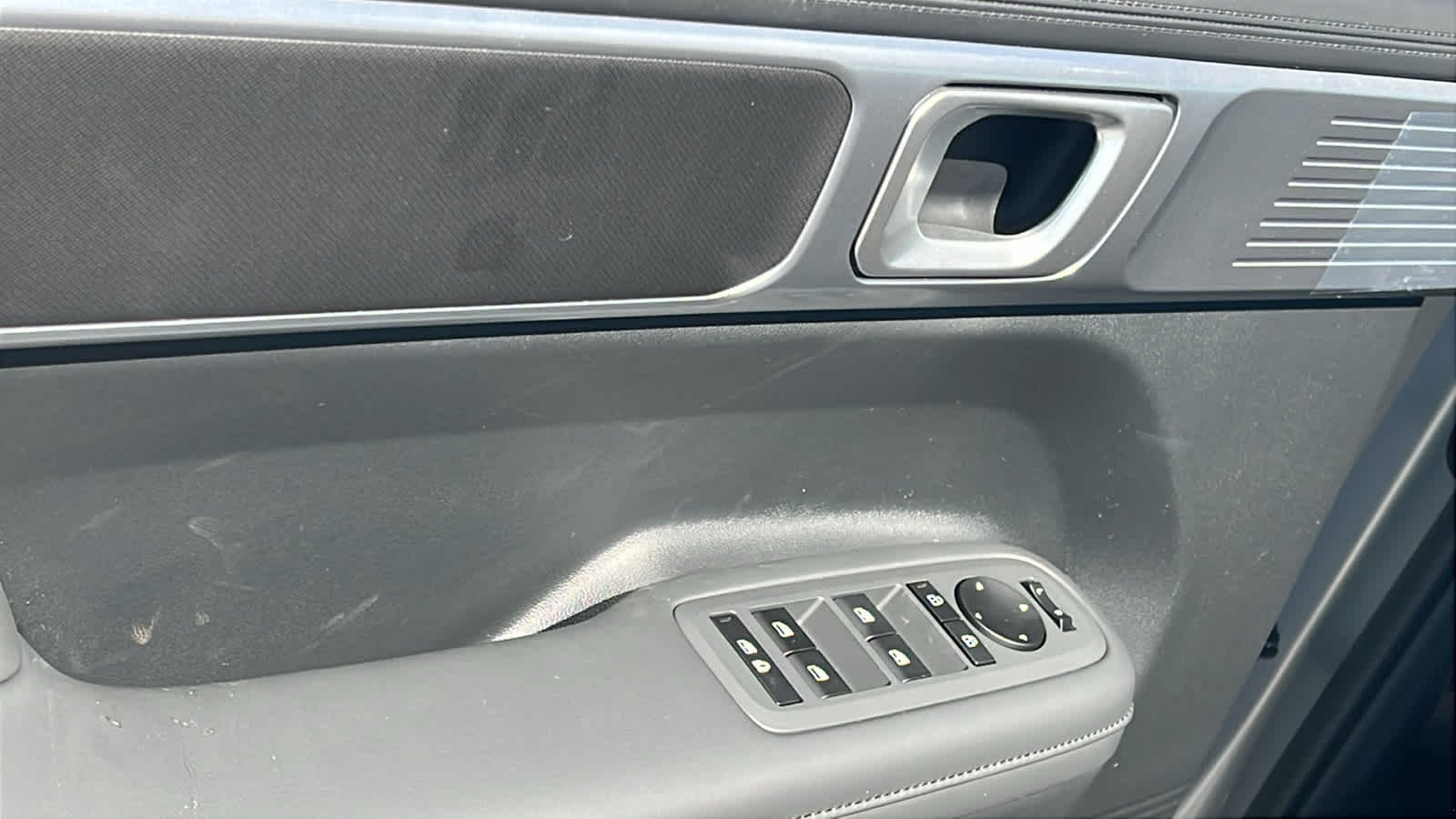 New 2026 Shimmering Silver Hyundai XRT AWD image 22