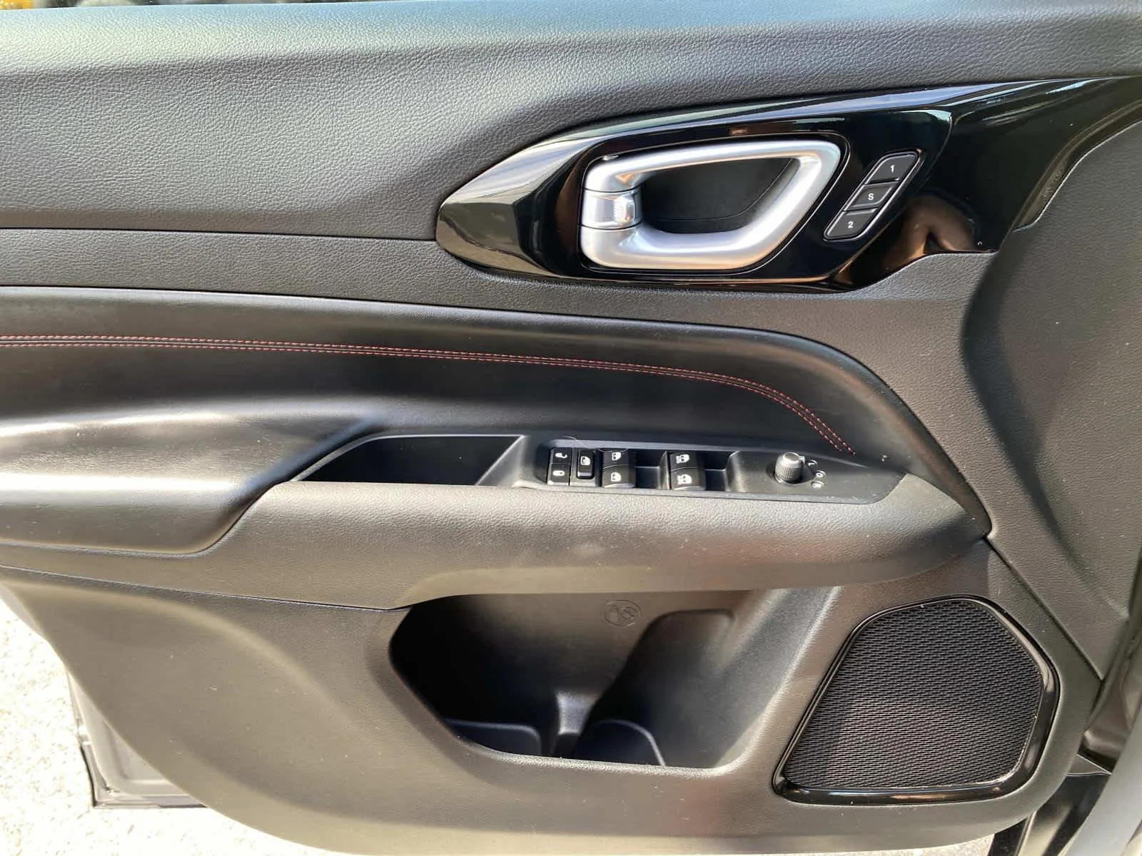 Certified Used 2022 Sting-Gray Clearcoat Jeep Trailhawk image 24