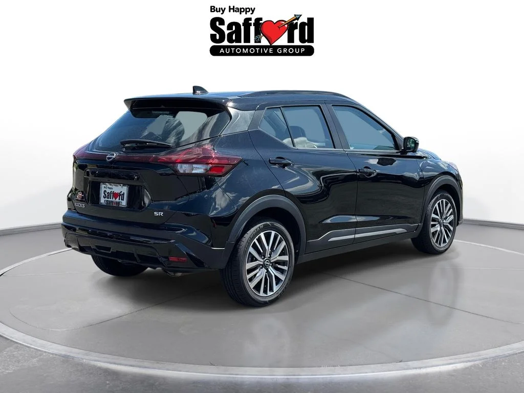 2024 Nissan Kicks SR - Photo 9