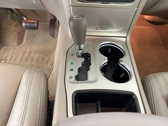 Used 2013 Black Jeep Laredo image 21
