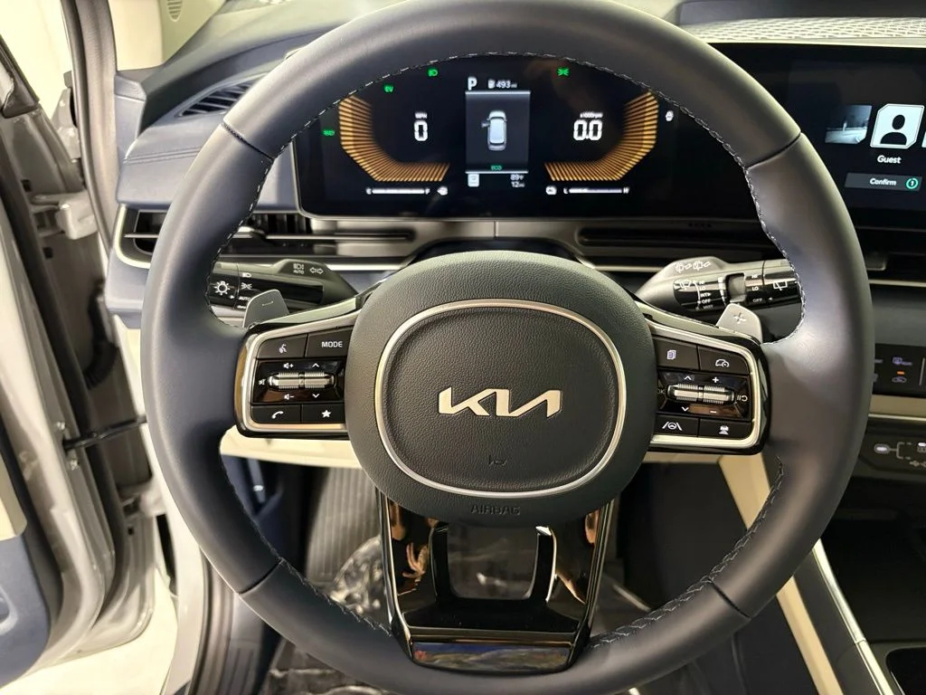 New 2026 Ceramic Silver Kia EX image 19