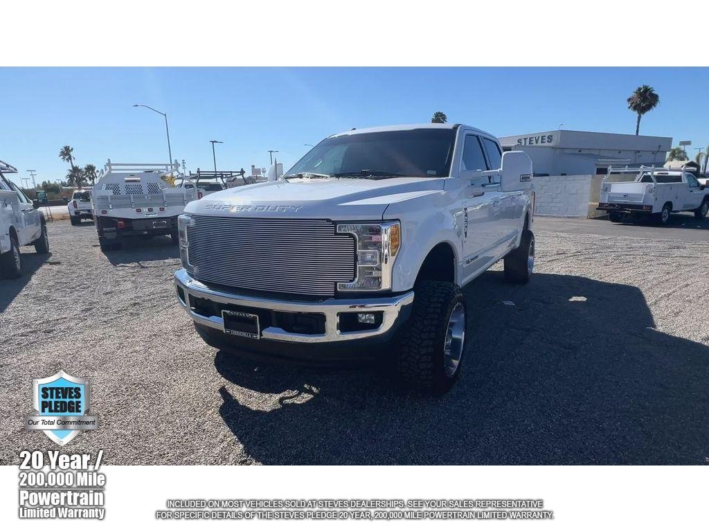 Used 2017 White Ford XLT image 6