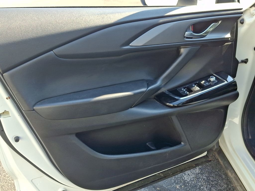 Used 2023 White Mazda Touring Plus image 14