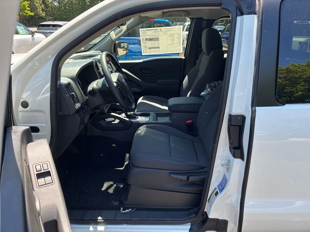 New 2026 Glacier White Nissan King Cab® S image 13