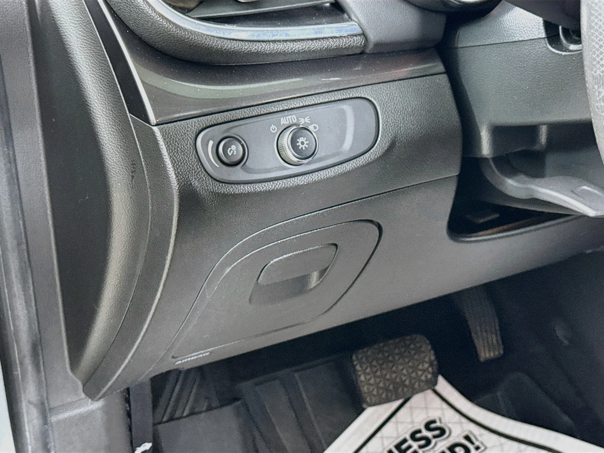 Used 2019 Gray Buick Preferred image 14