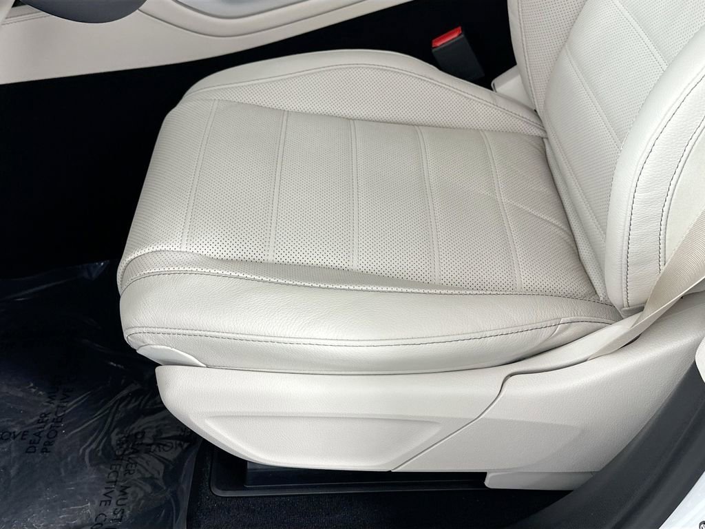 New 2026 Polar White Mercedes-Benz GLS 450 image 55