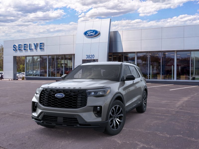 New 2026 Carbonized Gray Metallic Ford ST-Line image 3