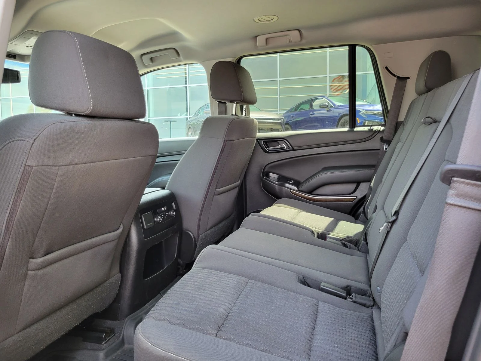 Used 2019 Summit White Chevrolet LS image 25