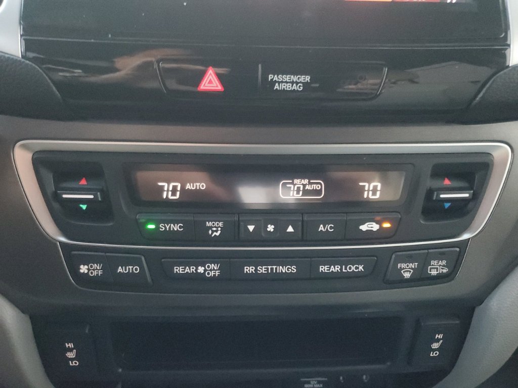 Used 2018 Gray Honda EX-L image 20