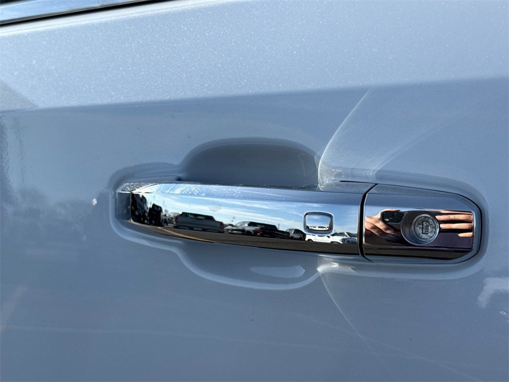 2026 GMC SIERRA - Image 12