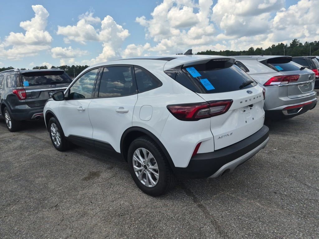Used 2025 White Ford Active image 7