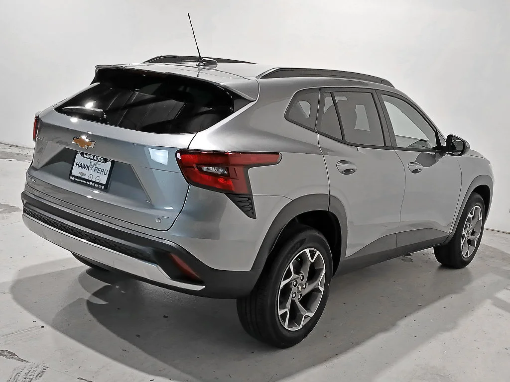 Used 2026 Gray Chevrolet LT image 6