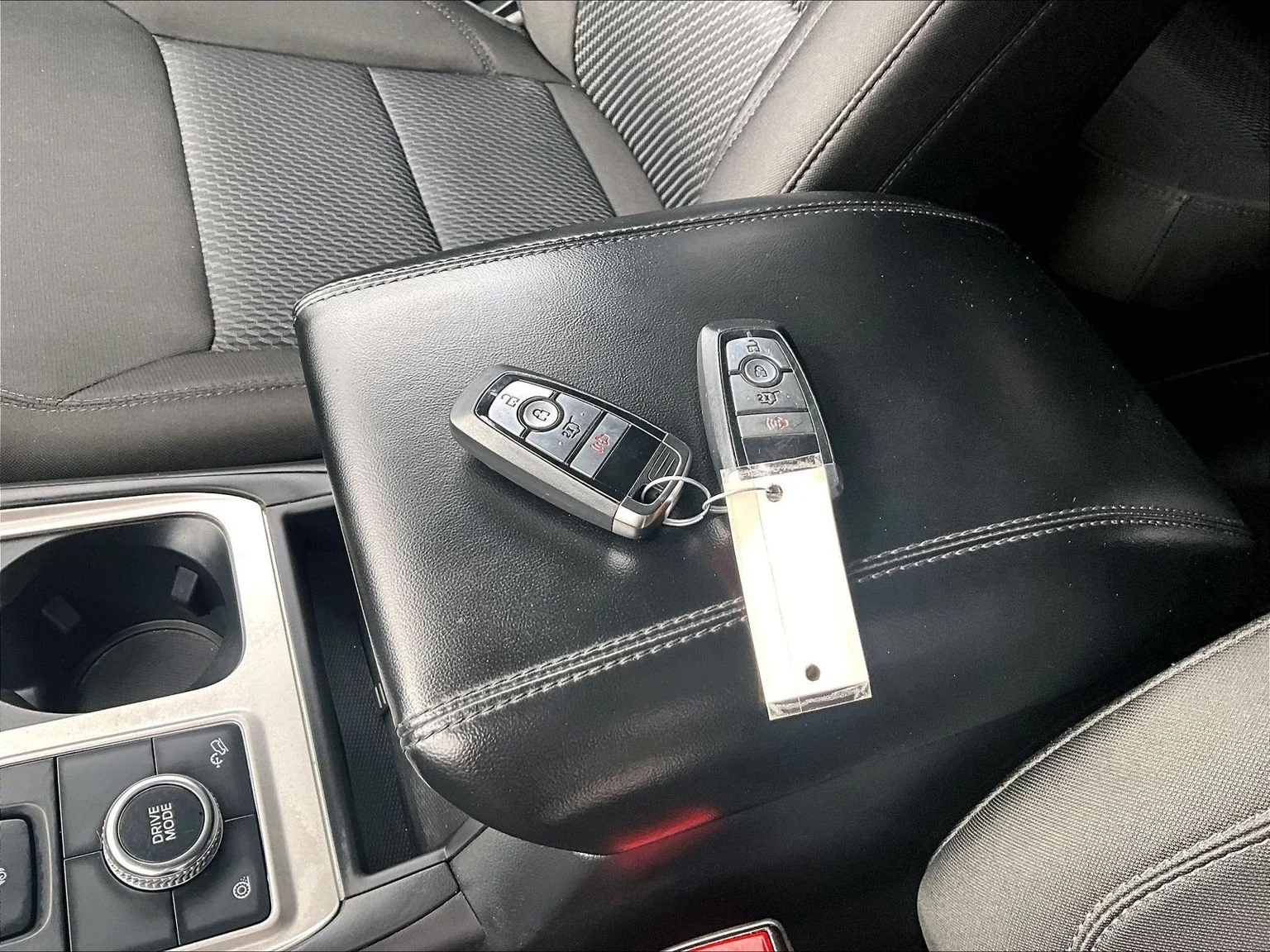 Used 2023 Black Ford XLT image 12