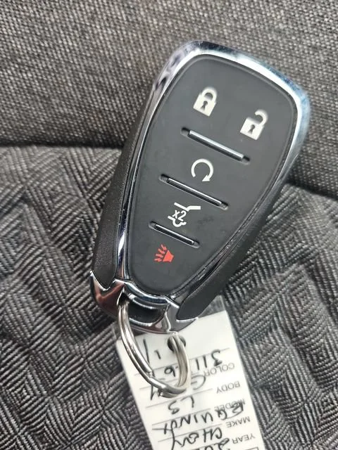 Used 2024 Sterling Gray Metallic Chevrolet LT image 28