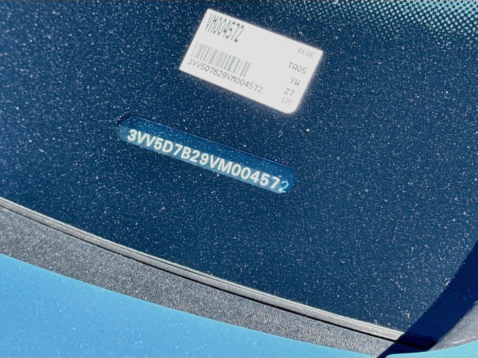 New 2027 Monterey Blue Pearl Volkswagen S image 28