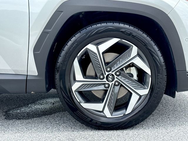 Used 2022 Silver Hyundai Limited image 10