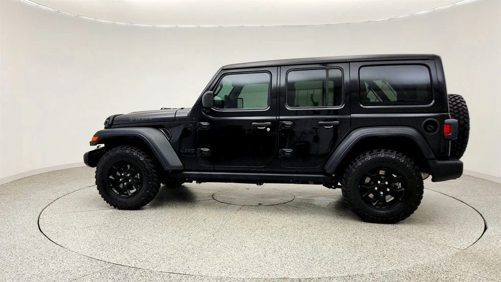Used 2022 Black Clearcoat Jeep Unlimited Willys 4x4 w/ Sky One-Touch Top & Alpine Audio image 8