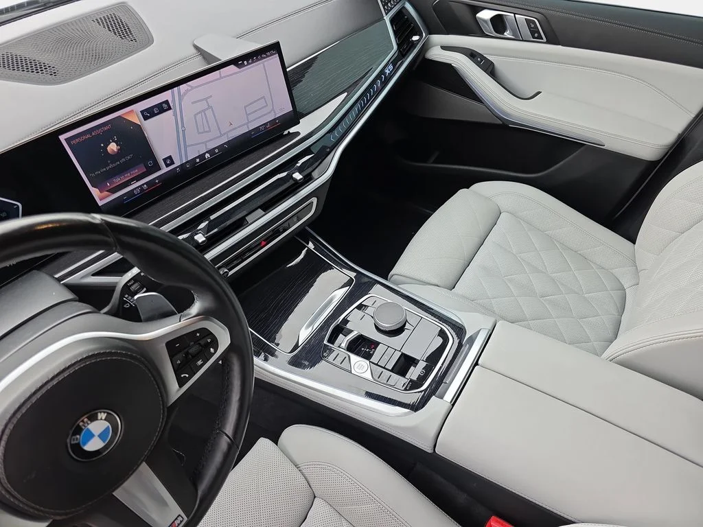 Used 2024 Alpine White BMW xDrive40i image 26