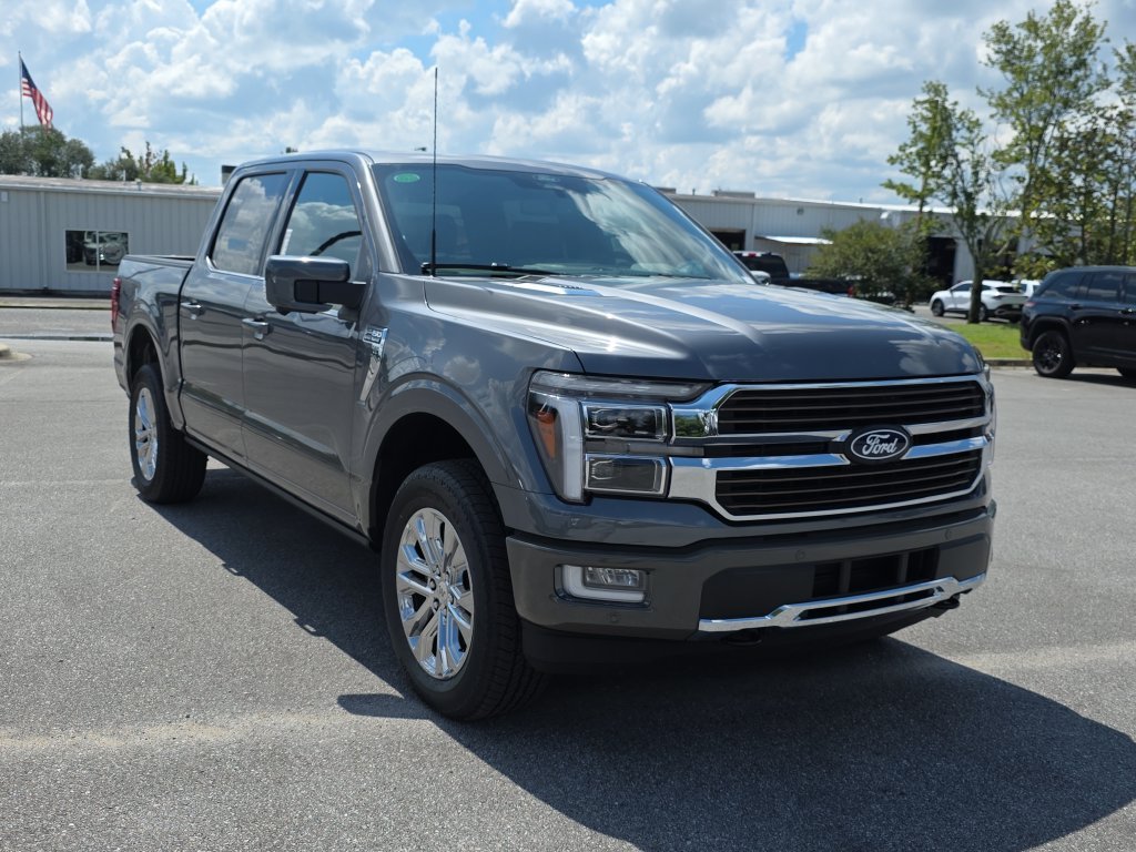 New 2026 Carbonized Gray Metallic Ford King Ranch® image 9