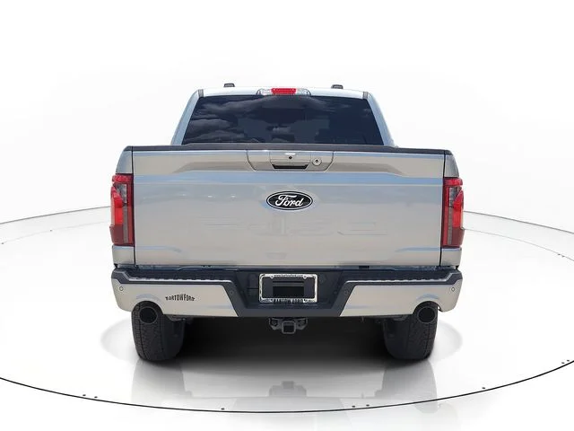 New 2026 Silver Metallic Ford XLT image 6