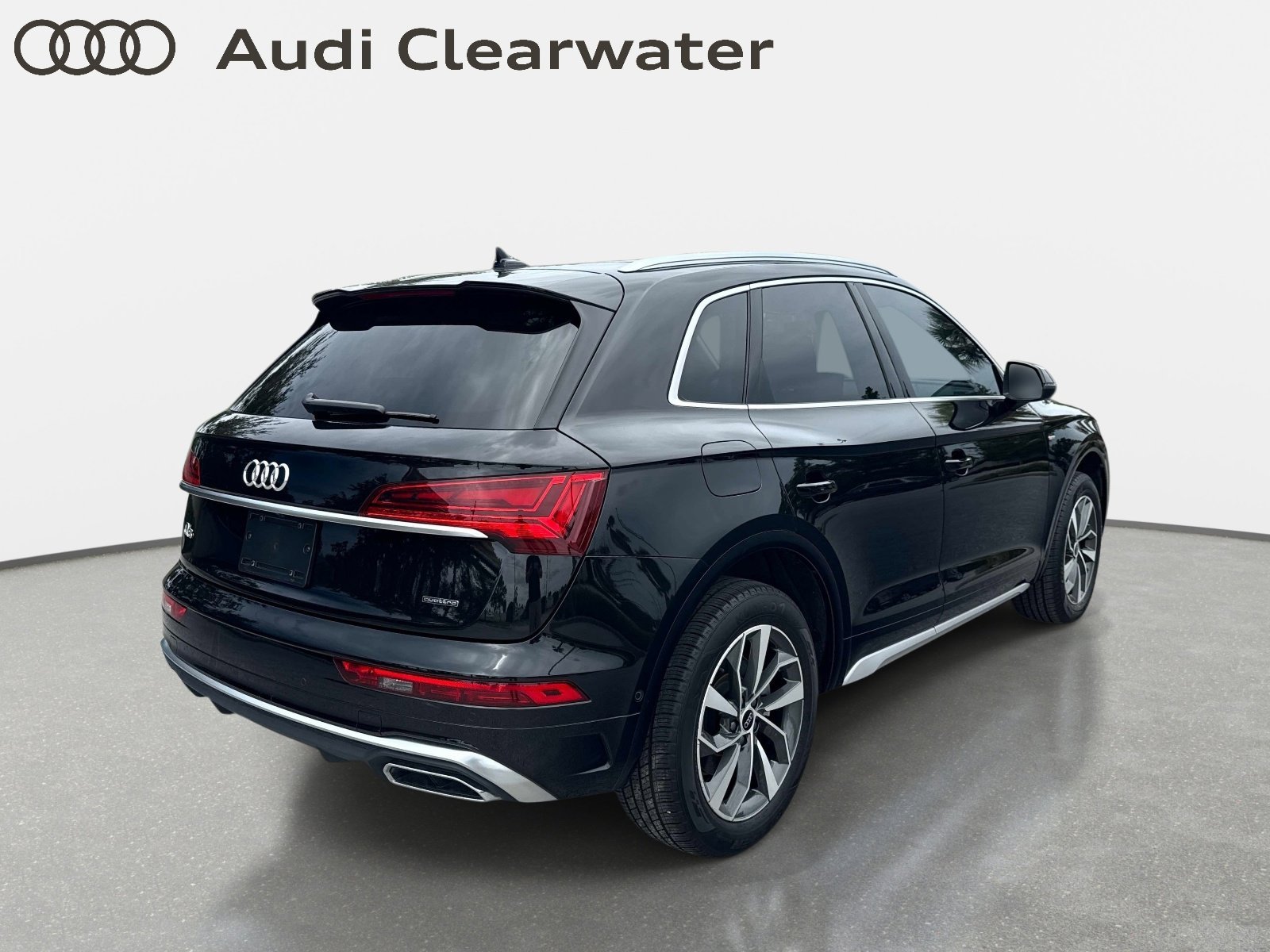 Used 2025 Black Metallic Audi S line Prestige image 4