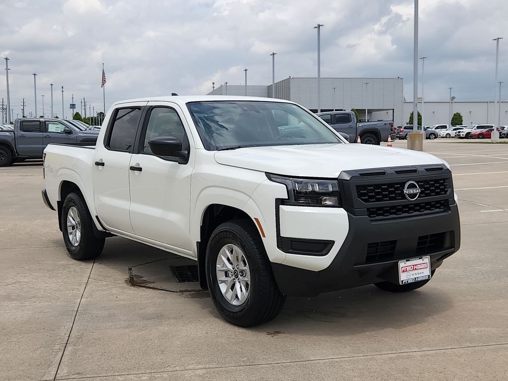 New 2026 Glacier White Nissan S image 3