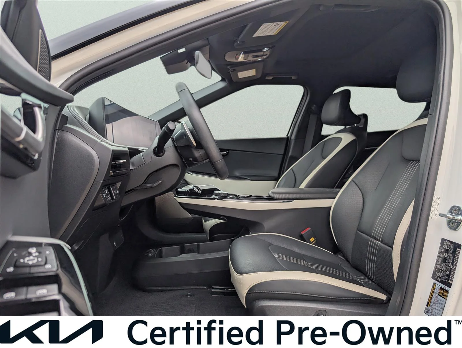 Used 2022 Snow White Pearl Kia GT-Line image 14