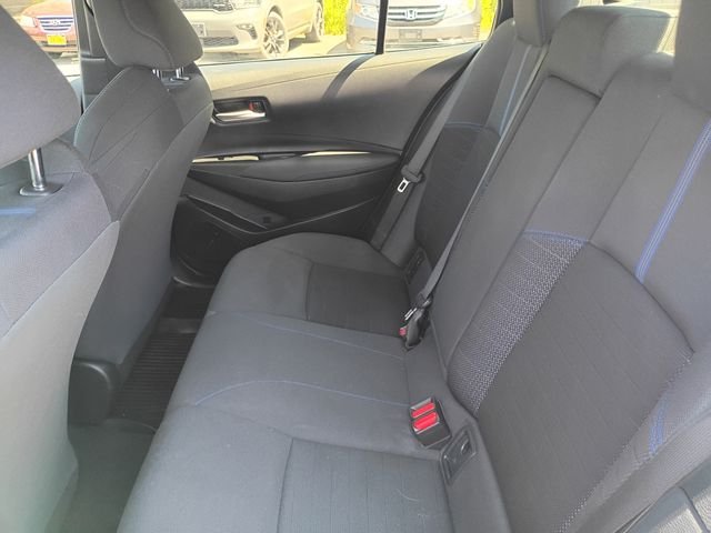 Used 2022  Toyota SE image 18