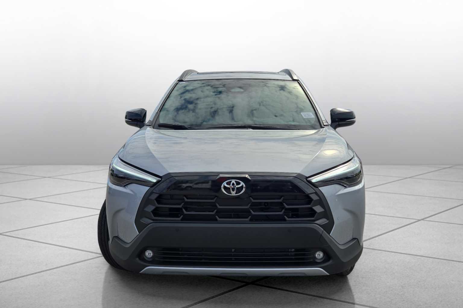 New 2026 Sonic Silver Toyota XLE image 3