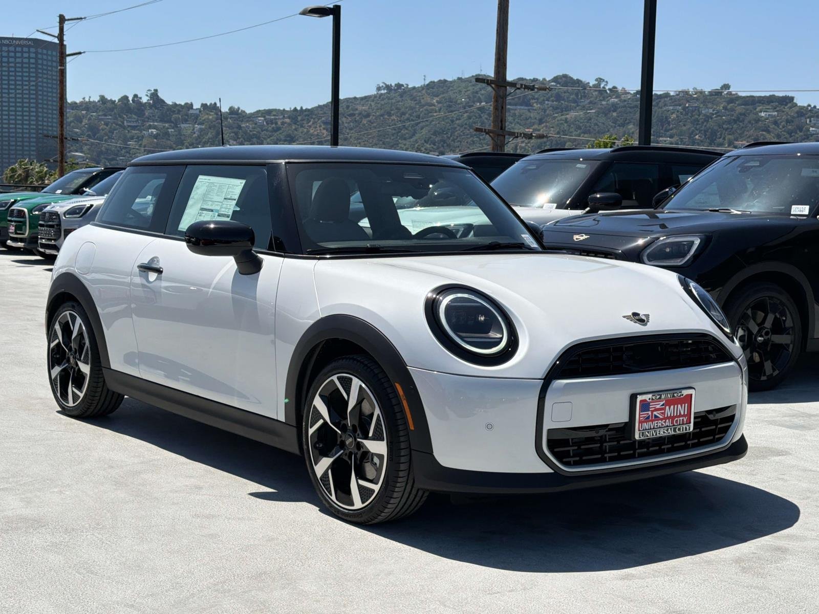 2026 MINI Hardtop's photo
