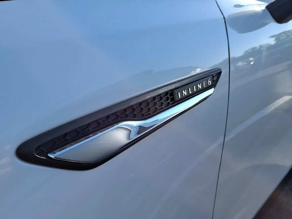 Used 2026 Rhodium White Premium Mazda 3.3 Turbo Select image 28