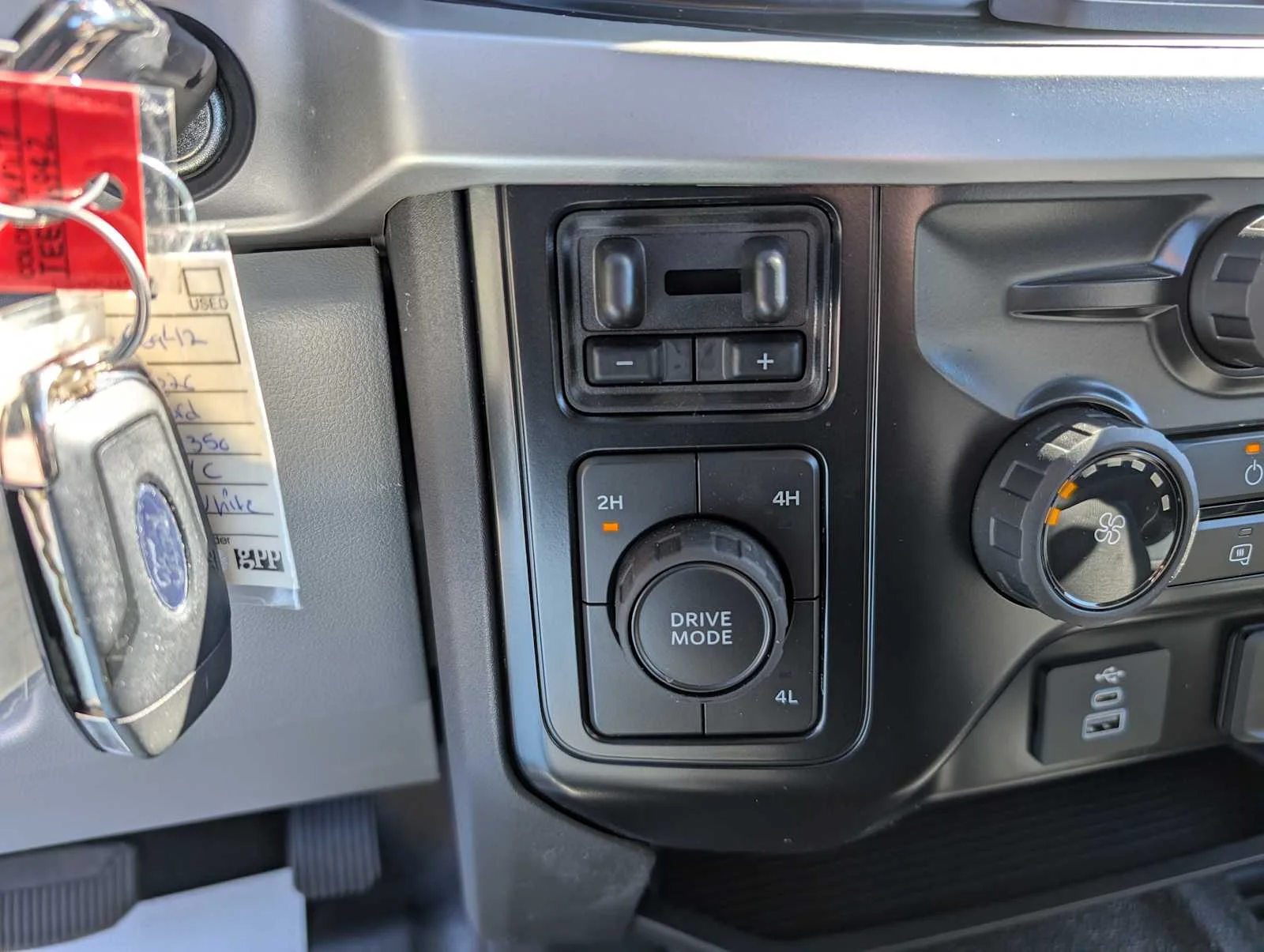 New 2026 Oxford White Ford F-350® XL image 24