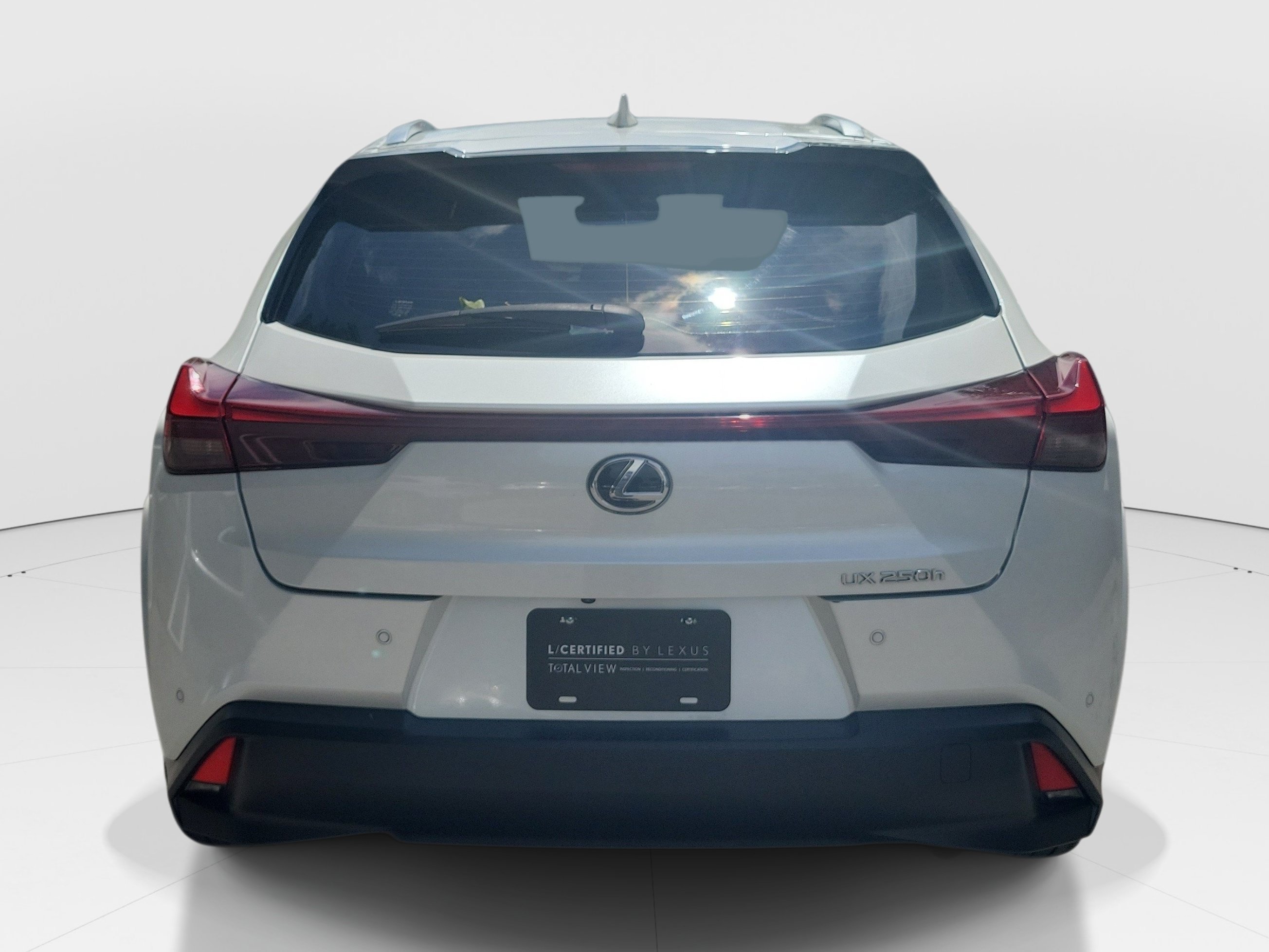 Used 2023 White Pearl Lexus 250h Premium image 5