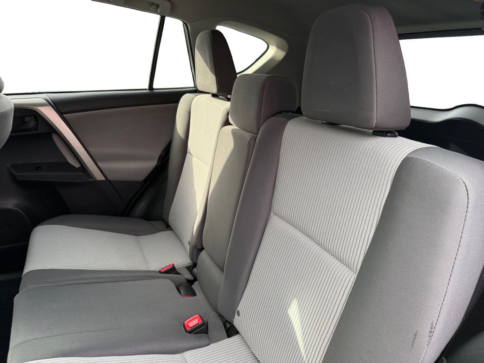 Used 2014 Magnetic Gray Metallic Toyota LE image 16