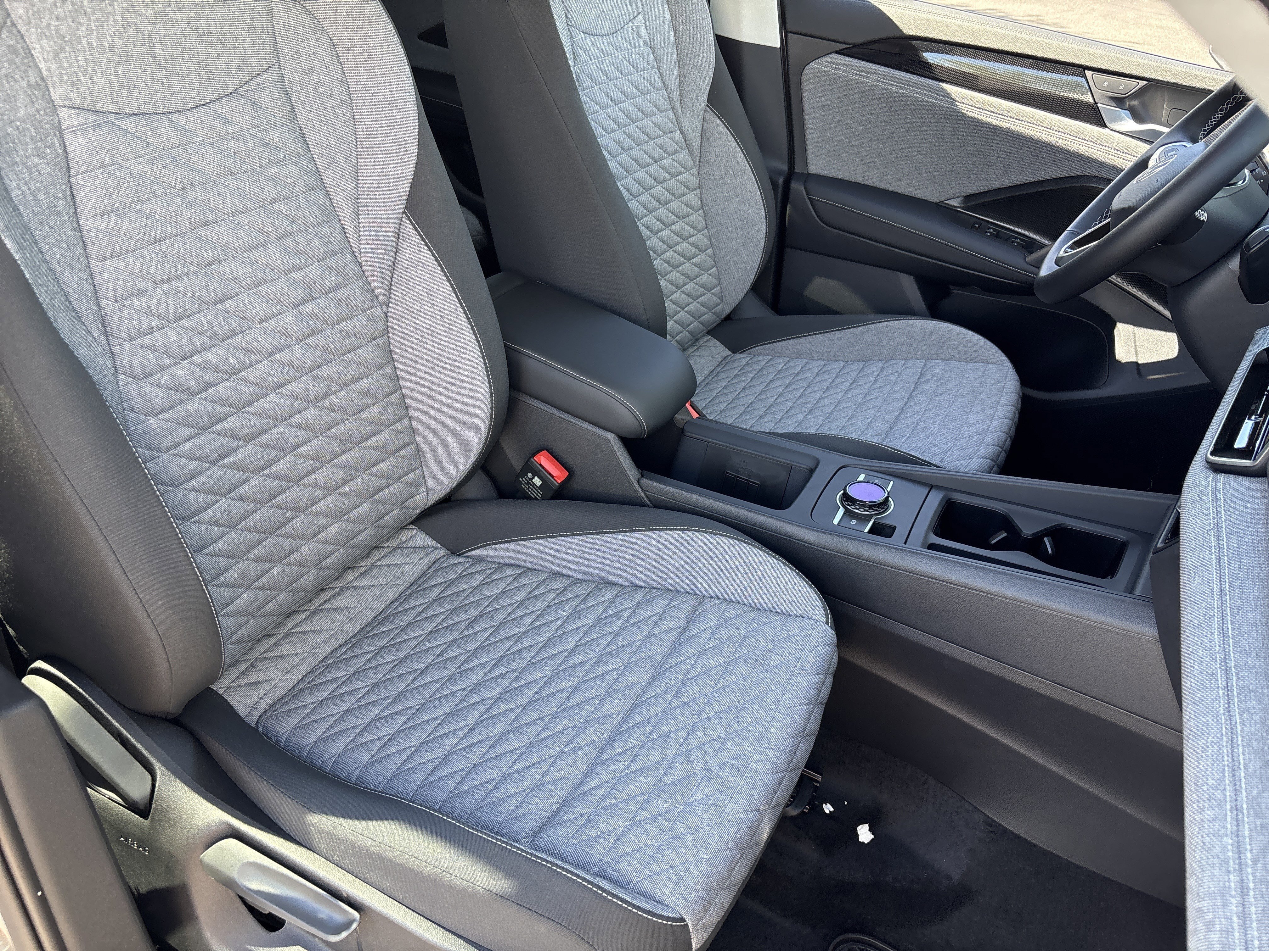 New 2026 Pyrite Silver Metallic Volkswagen S image 5