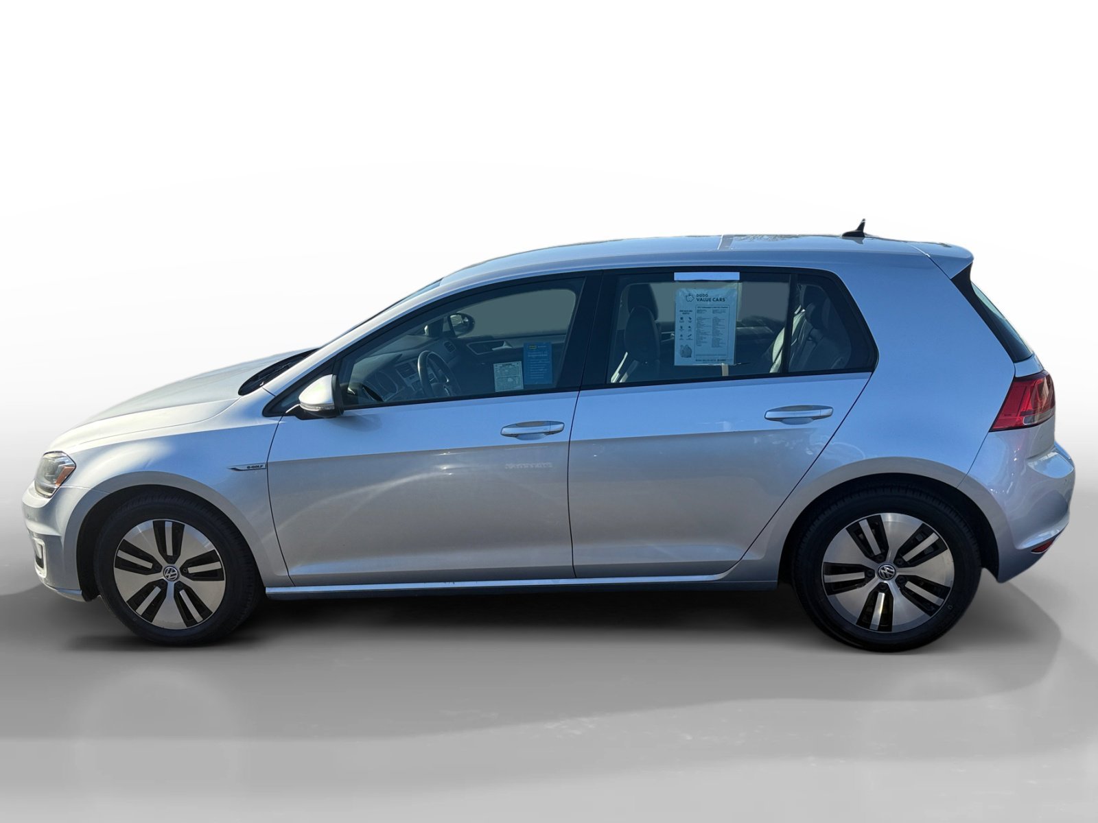 Used 2015 Volkswagen e-Golf e-Golf SEL Premium with VIN WVWPP7AU4FW903083 for sale in San Jose, CA