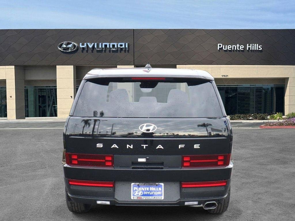 New 2026 Black Hyundai SE FWD image 10
