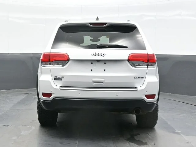 Used 2019 White Jeep Limited image 2
