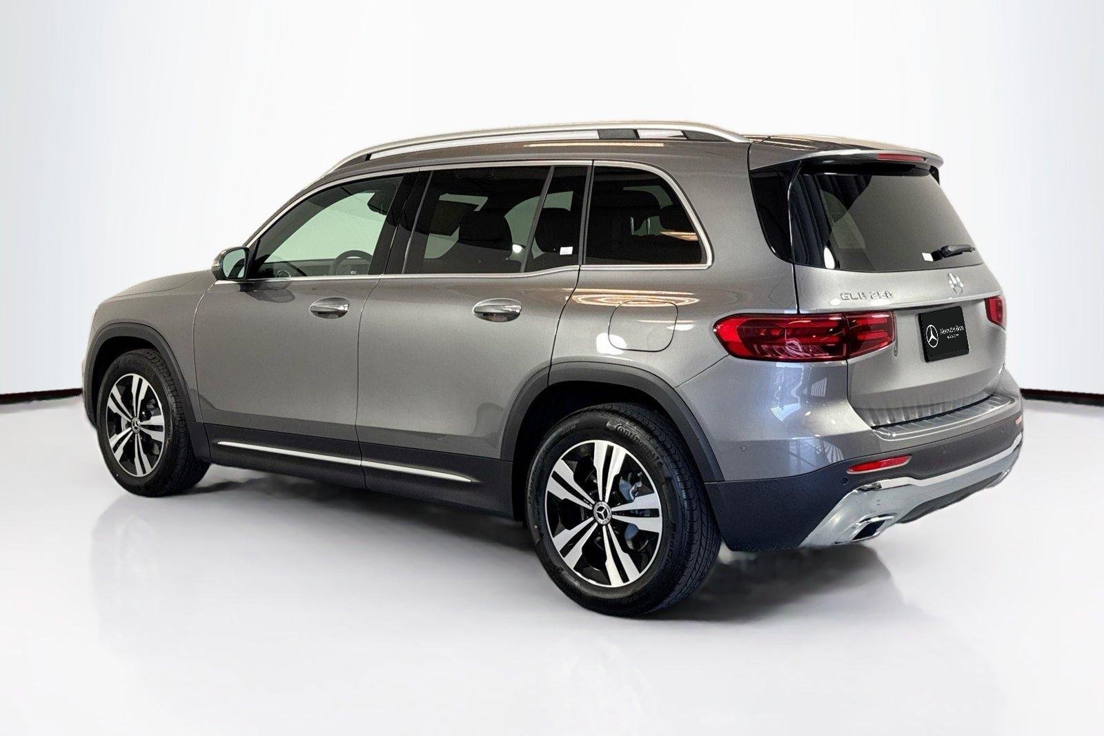 New 2026 Mountain Grey Metallic Mercedes-Benz GLB 250 image 6
