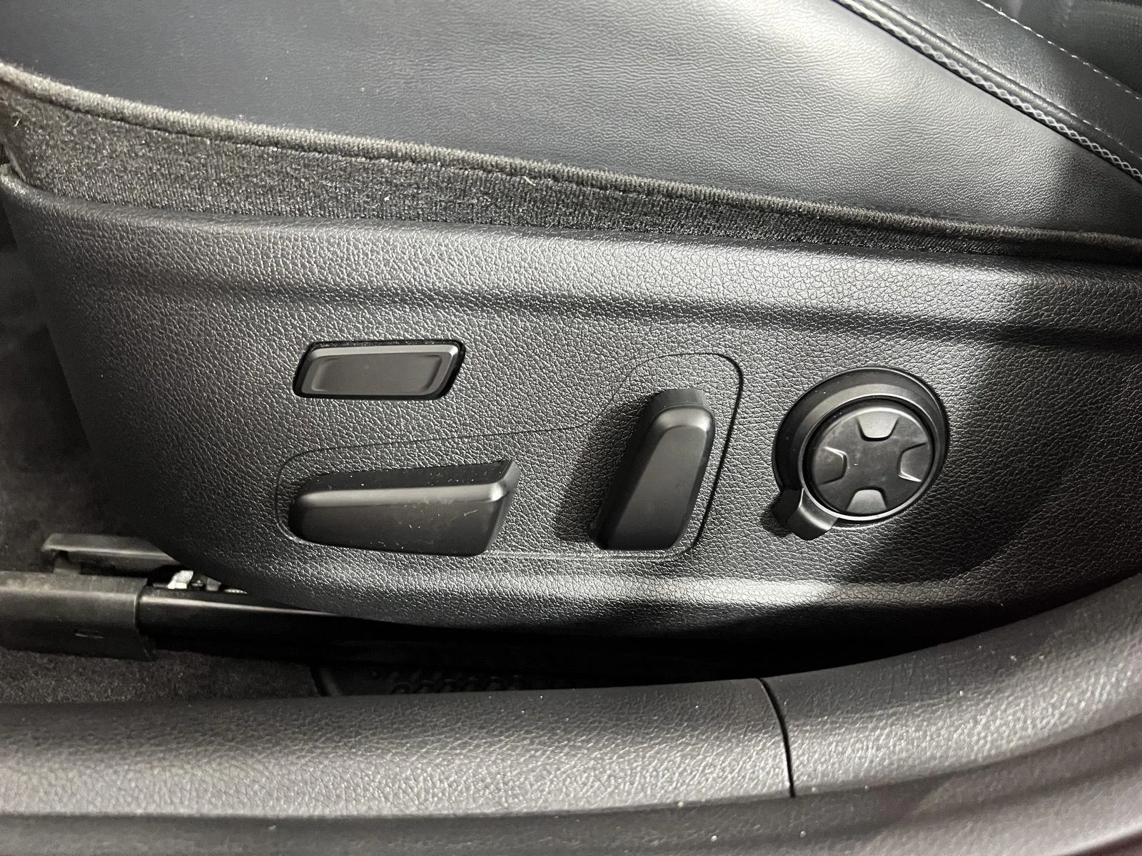 Used 2022 Rd Kia GT2 image 14