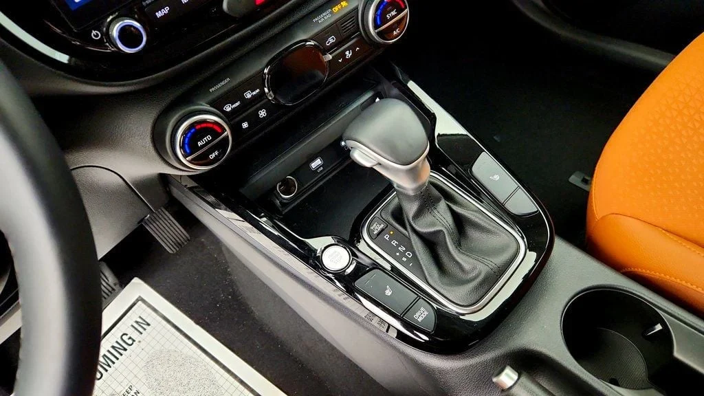 Used 2025 Inferno Red/Black Roof Kia EX FWD Soulmate Special Edition w/ harman/kardon & 18